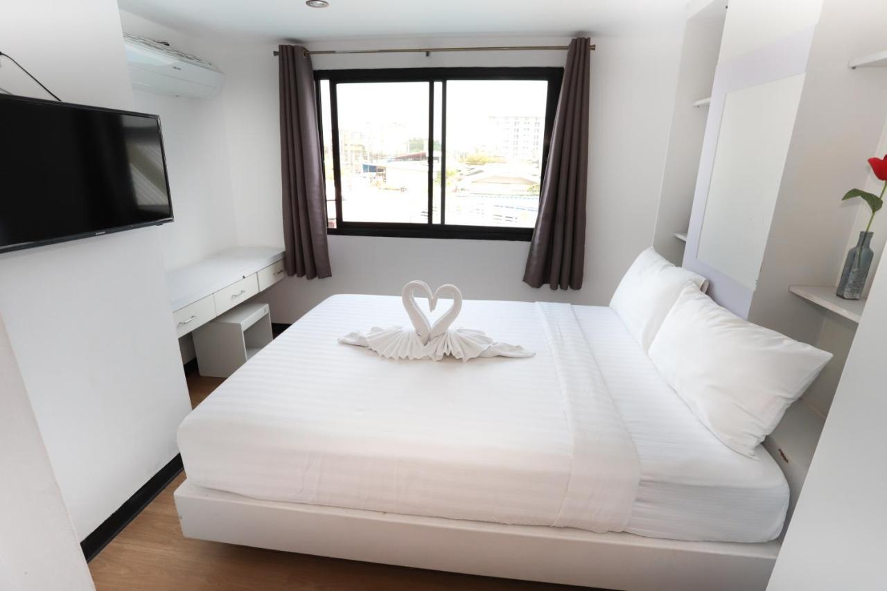C Tower Hotel Сураттхани Экстерьер фото