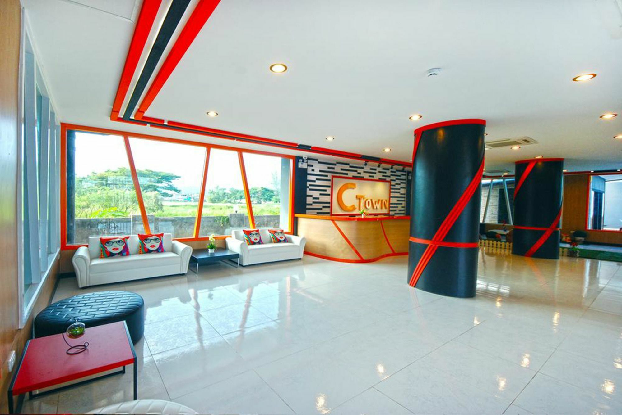 C Tower Hotel Сураттхани Экстерьер фото